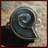 TABRA SHELL CARVED BLACK MOTHER OF PEARL CONNECTOR CHARM