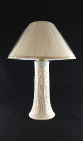 " POTTERY LAMP BY JIM CORNELL " " POTTERY LAMP BY JIM CORNELL "