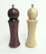 BOB SCHRADER SALT GRINDER (CREAM COLOR) BOB SCHRADER SALT GRINDER (CREAM COLOR)